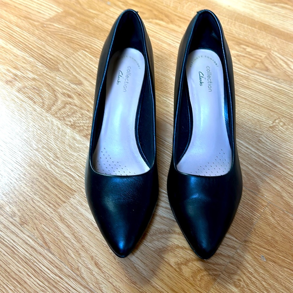 Black Clarks heels, only worn once, very comfortable